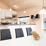 1 House B 148